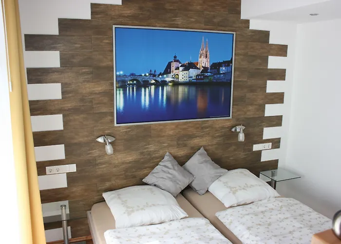 Hotel Am Donaubogen 3*