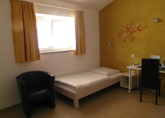 Am Donaubogen 3* Sarching