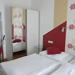 Am Donaubogen