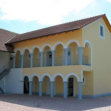 Hotel Am Donaubogen Sarching