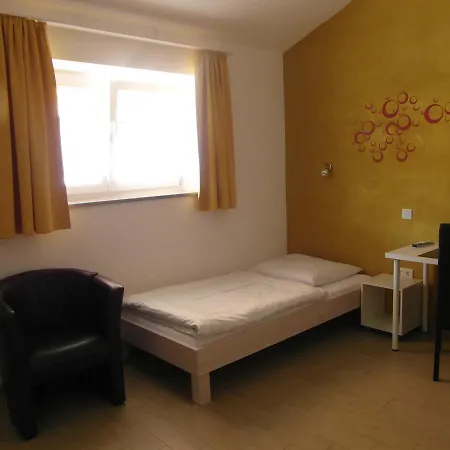 Am Donaubogen 3* Sarching