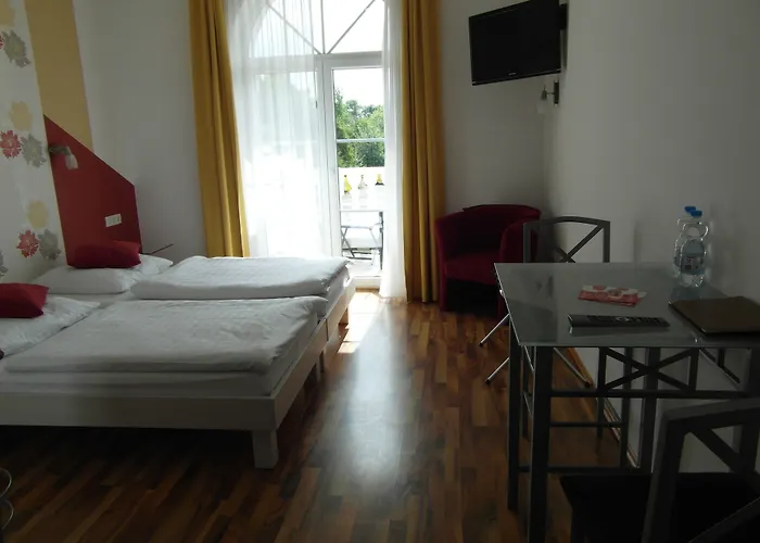 Otel Am Donaubogen Sarching